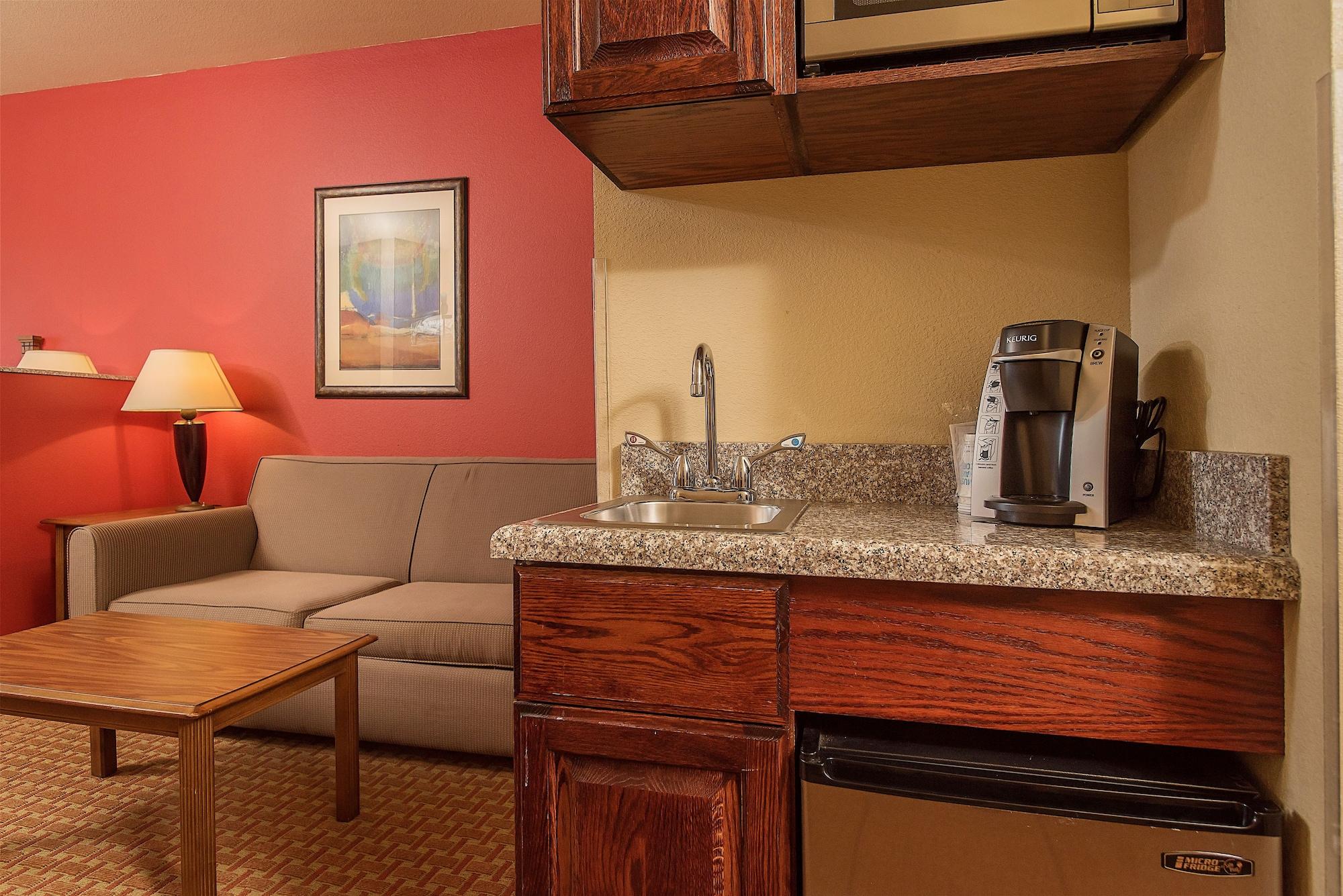 Baymont Inn & Suites By Wyndham Sturgis Esterno foto