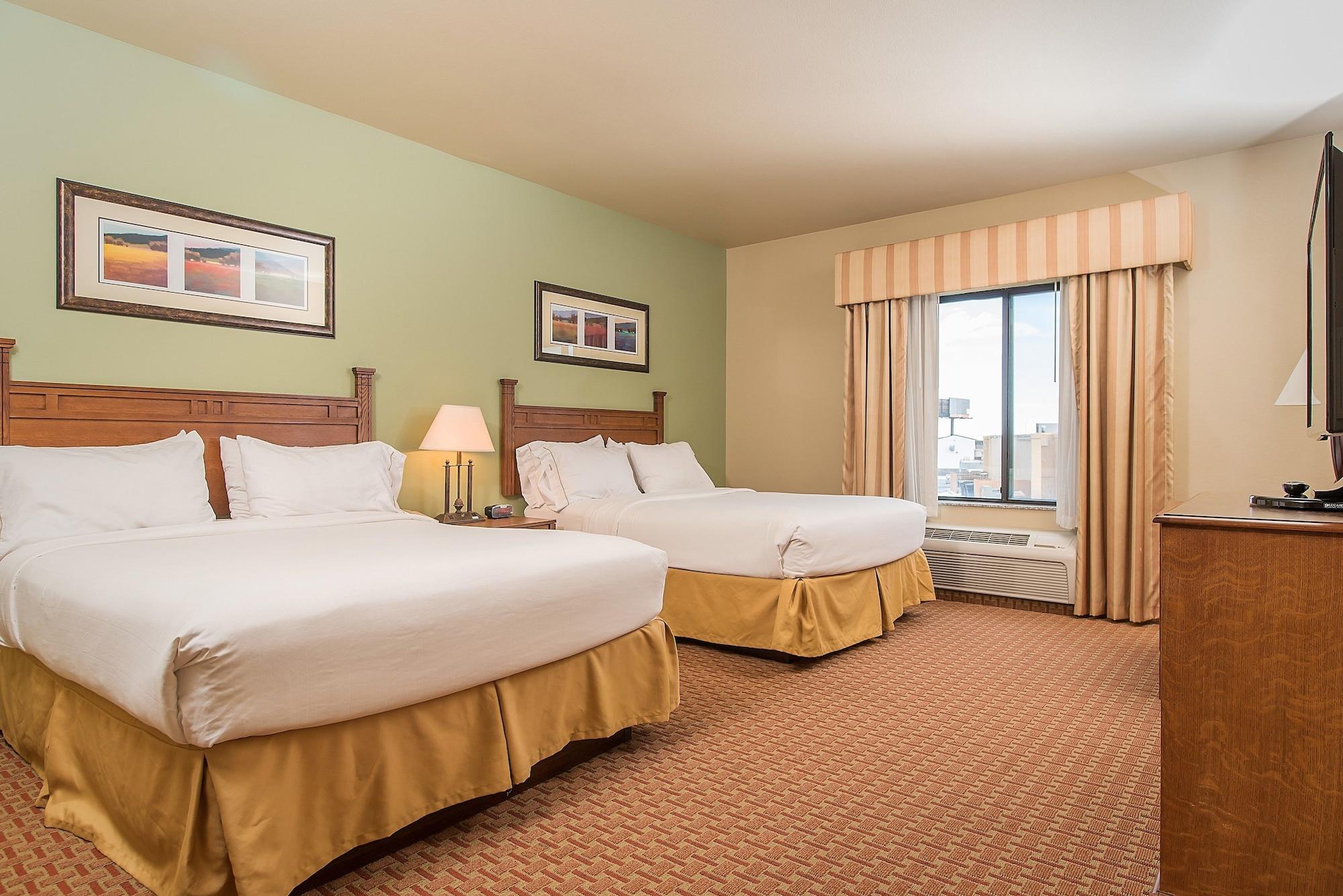 Baymont Inn & Suites By Wyndham Sturgis Esterno foto