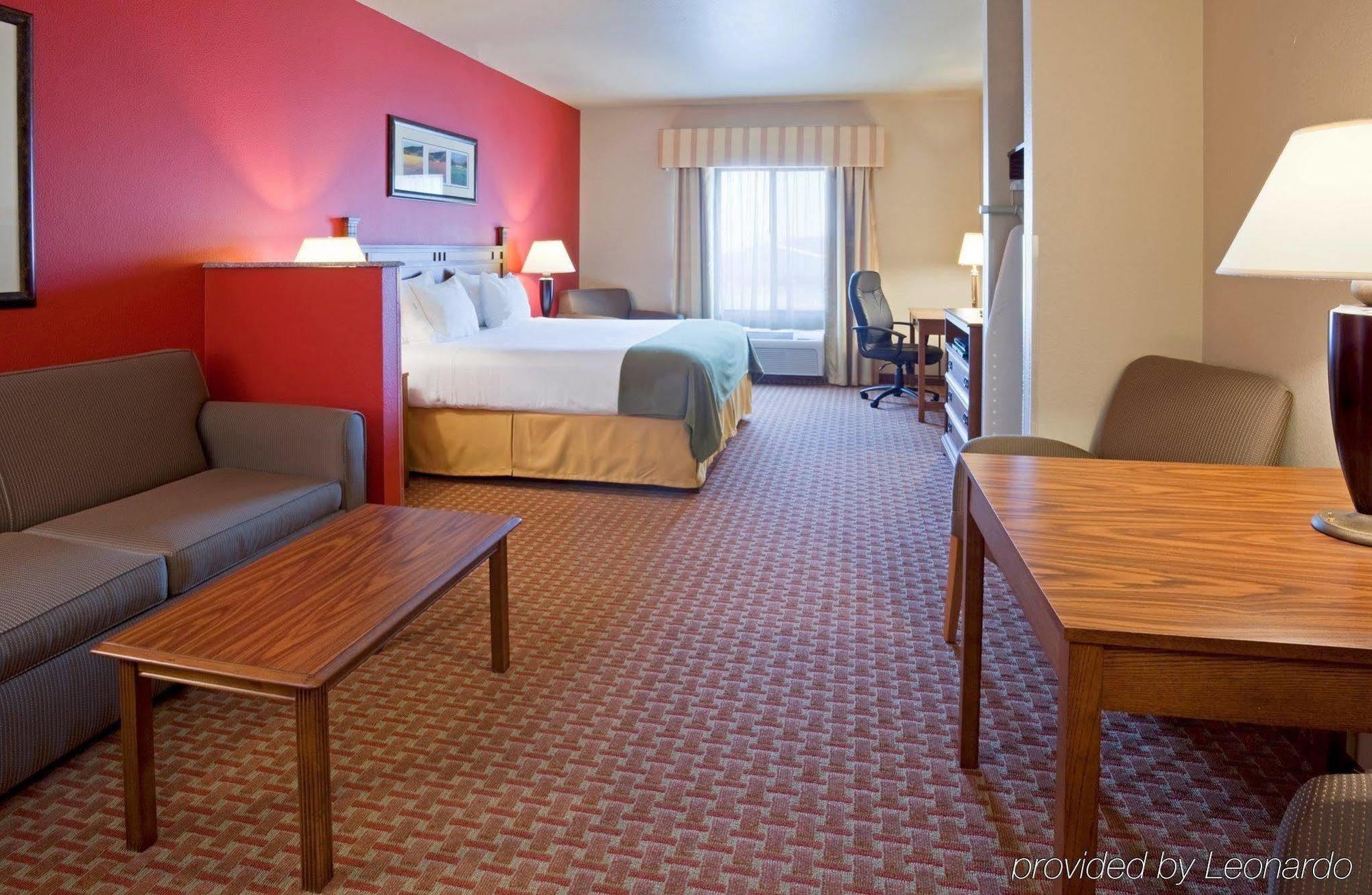 Baymont Inn & Suites By Wyndham Sturgis Esterno foto